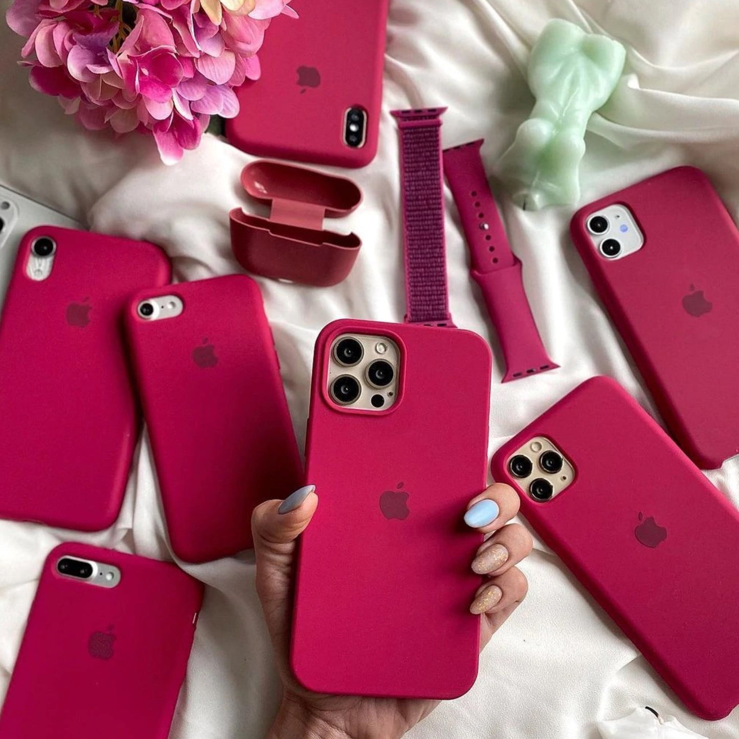 iPhone 15 Pro Max Rose Red Apple Silicone Case